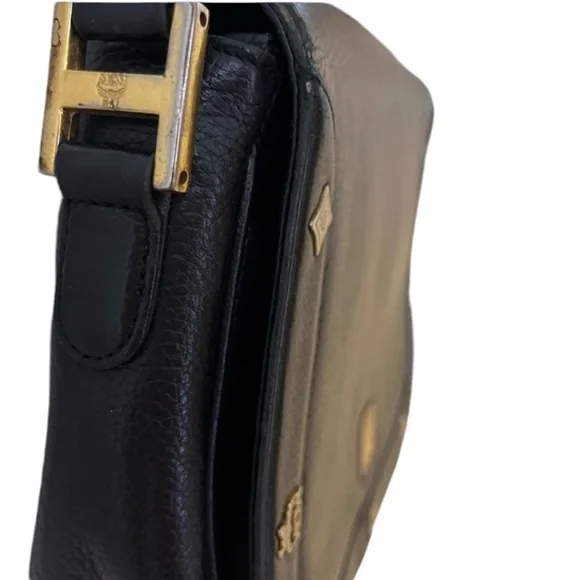 Preloved MCM Vintage Black Crossbody Bag w/ Adjustable Strap - Picture 14 of 15